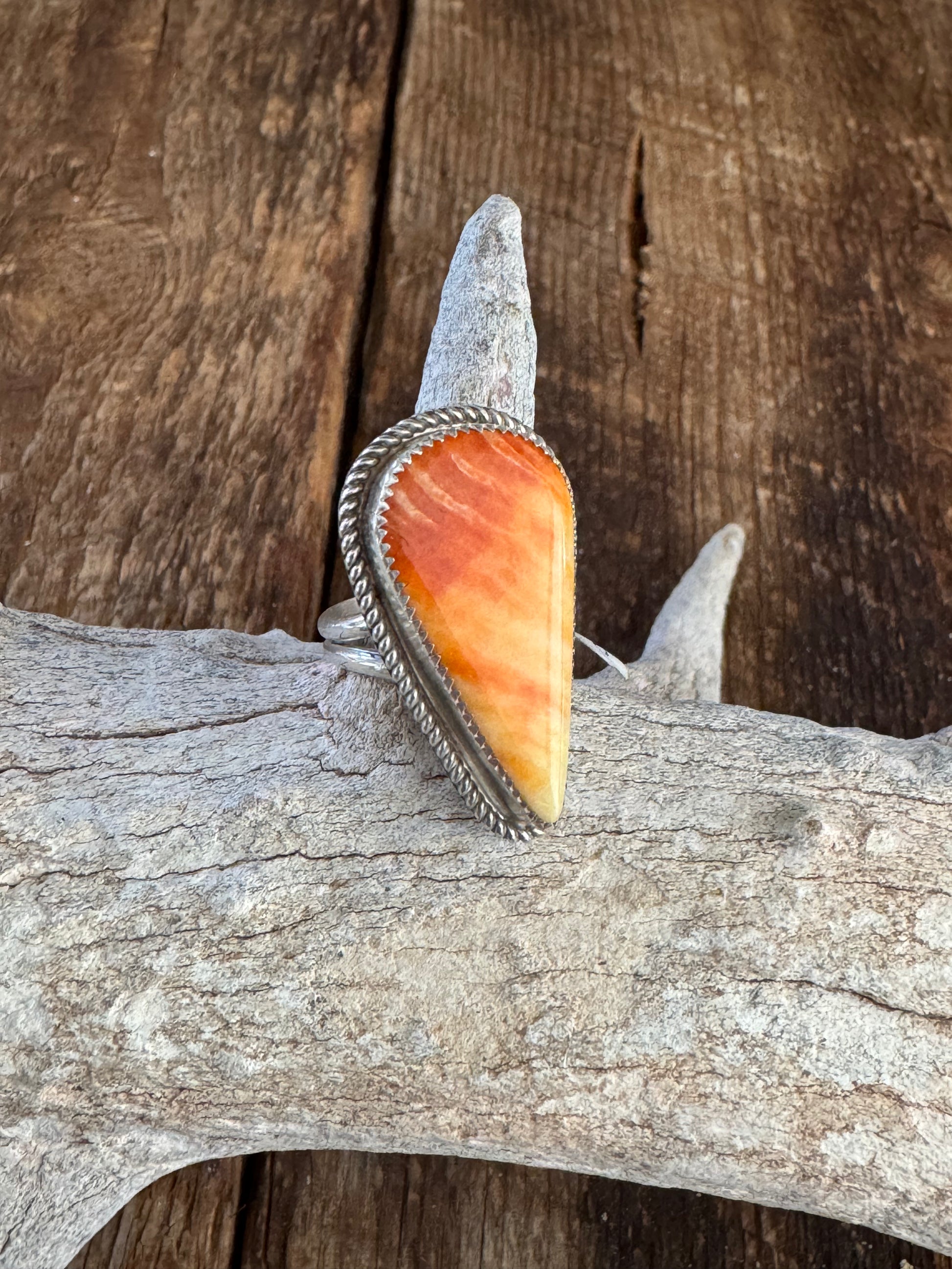 Authentic Native American Handmade Orange Spiny Oyster Ring Size 7