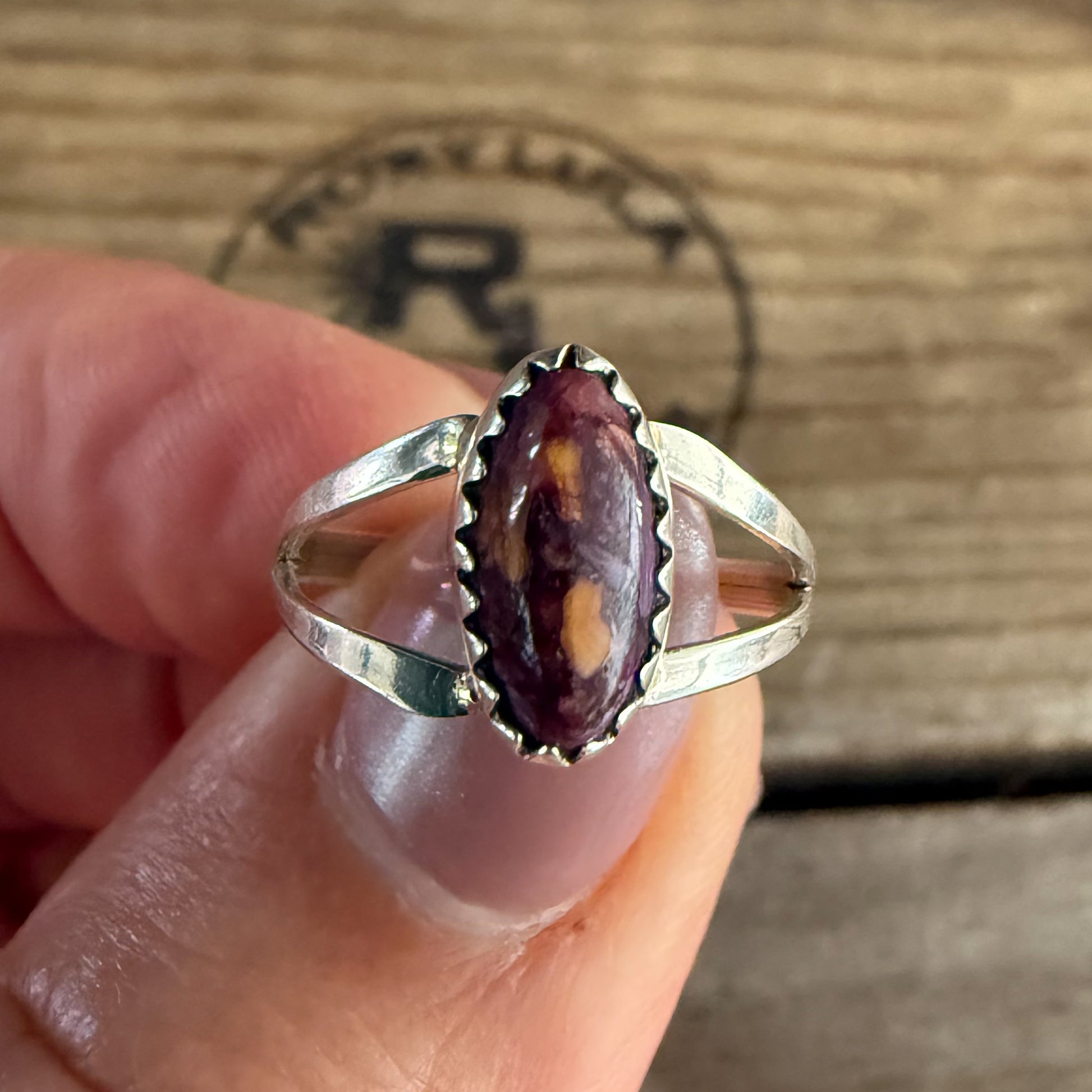 Authentic Native American Handmade Sterling Silver and Purple Spiny Oyster Ring size 5