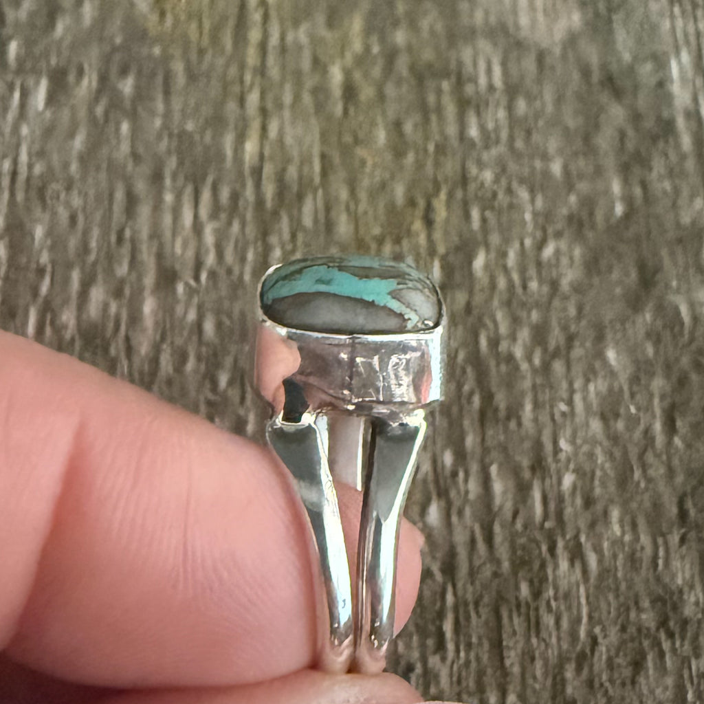 Authentic Native American Handmade Sterling Silver and Royston Ribbon Turquoise Ring Size 6 1/2.