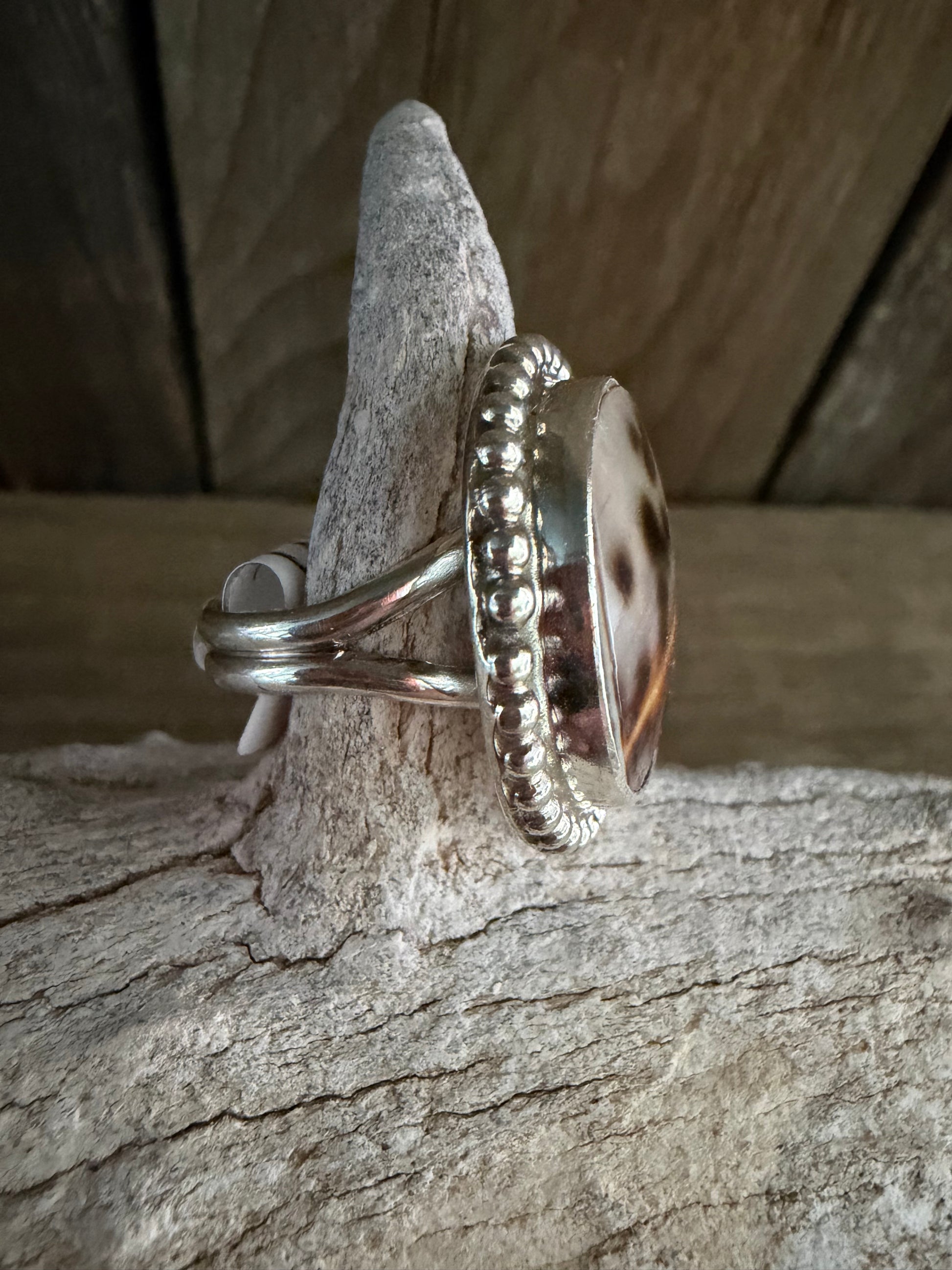 Native American Bernie Tsosie Handmade Sterling Silver- Cowrie Shell Ring Size 7.75