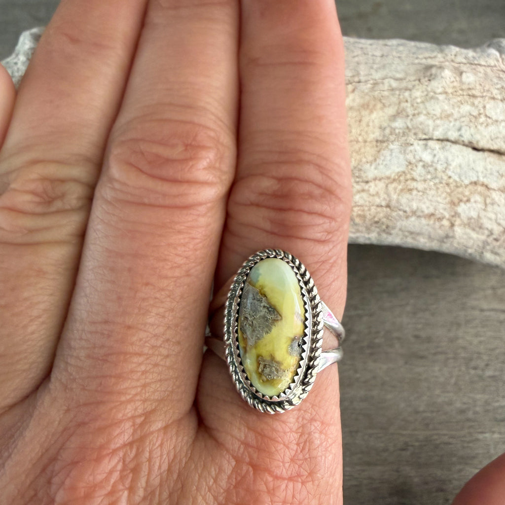Authentic Native American Handmade Sterling Silver and Palomino Variscite Ring size 8