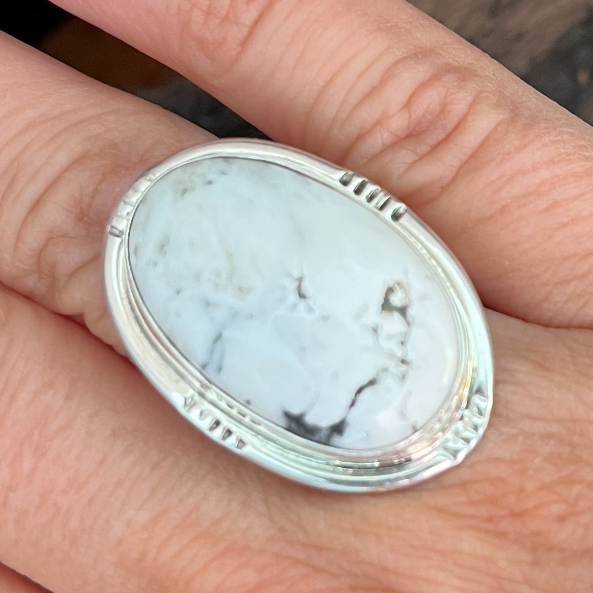 Authentic Native American Handmade Sterling Silver White Buffalo Ring Size 7 1/2.