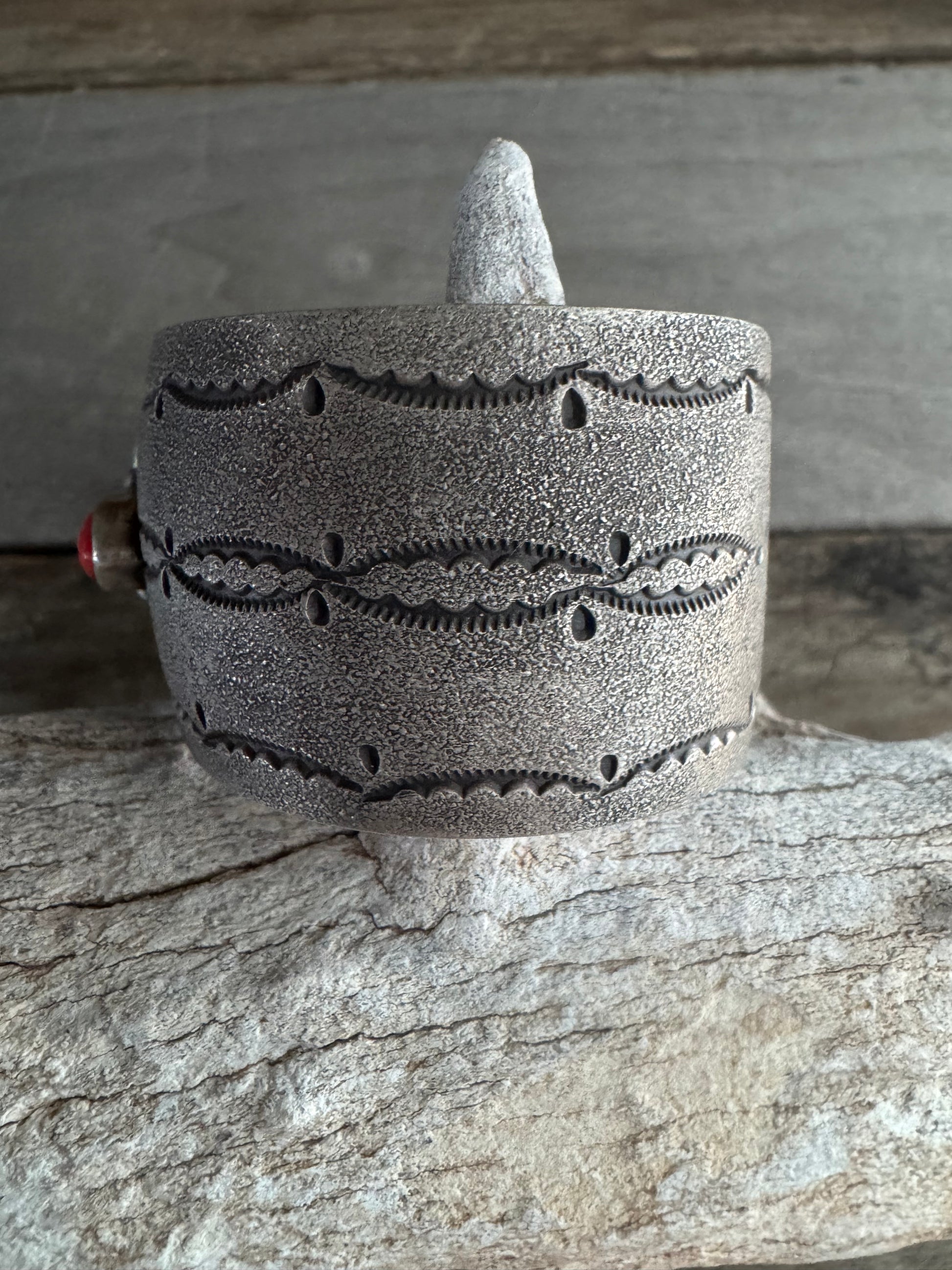 E Wylie Handmade Women’s Sterling Silver Bracelet-Cuff Coral,Turquoise