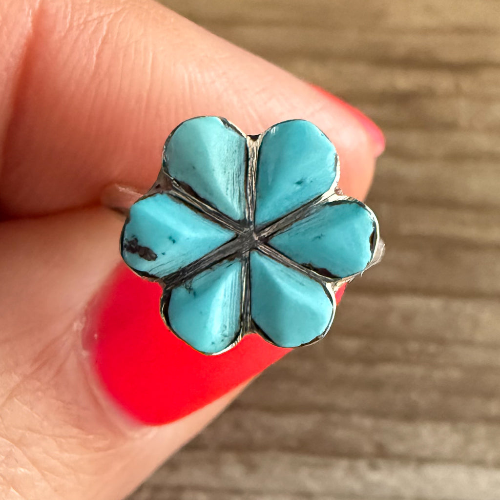 Authentic Native American Handmade Sterling Silver and Turquoise Zuni Floral Ring size 2 1/4.