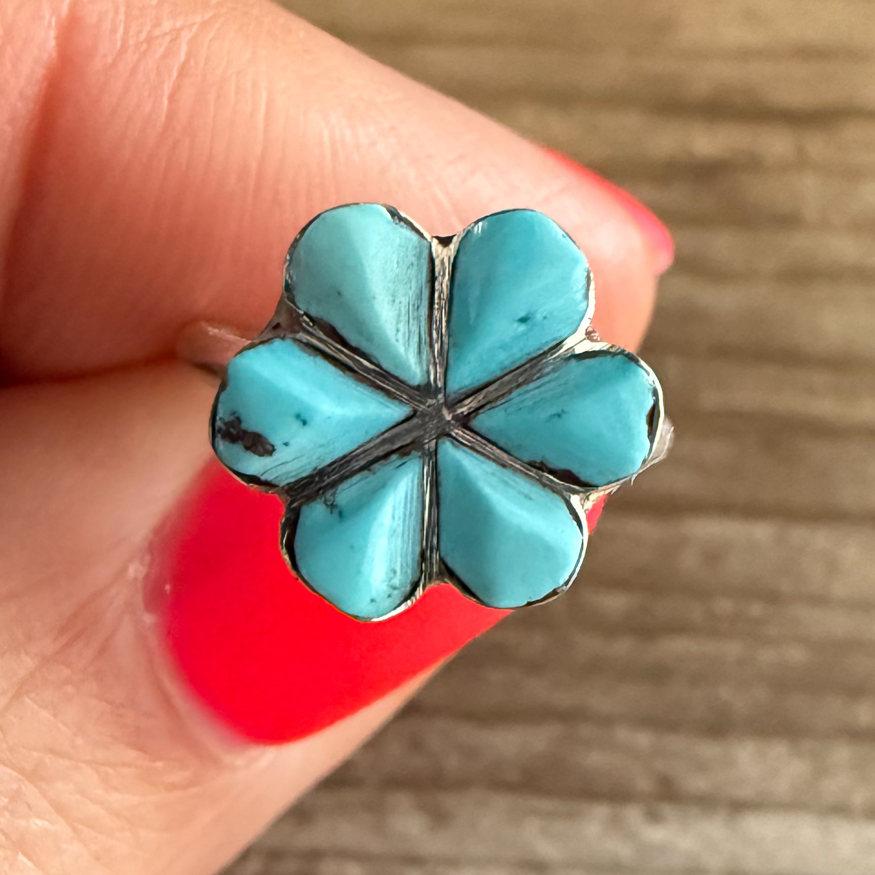 Authentic Native American Handmade Sterling Silver and Turquoise Zuni Floral Ring size 2 1/4.