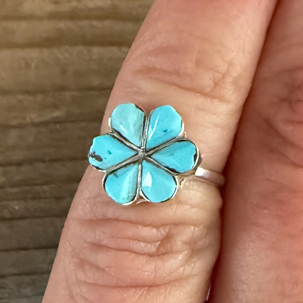 Authentic Native American Handmade Sterling Silver and Turquoise Zuni Floral Ring size 2 1/4.