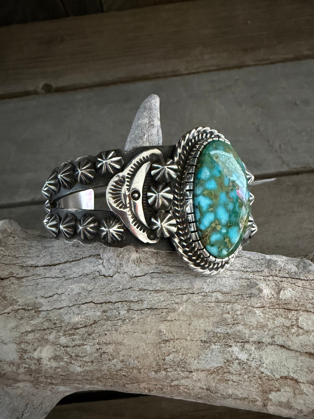 Native American J Nelson Handmade Sterling Silver- Kingman High-grade Women’s Cuff