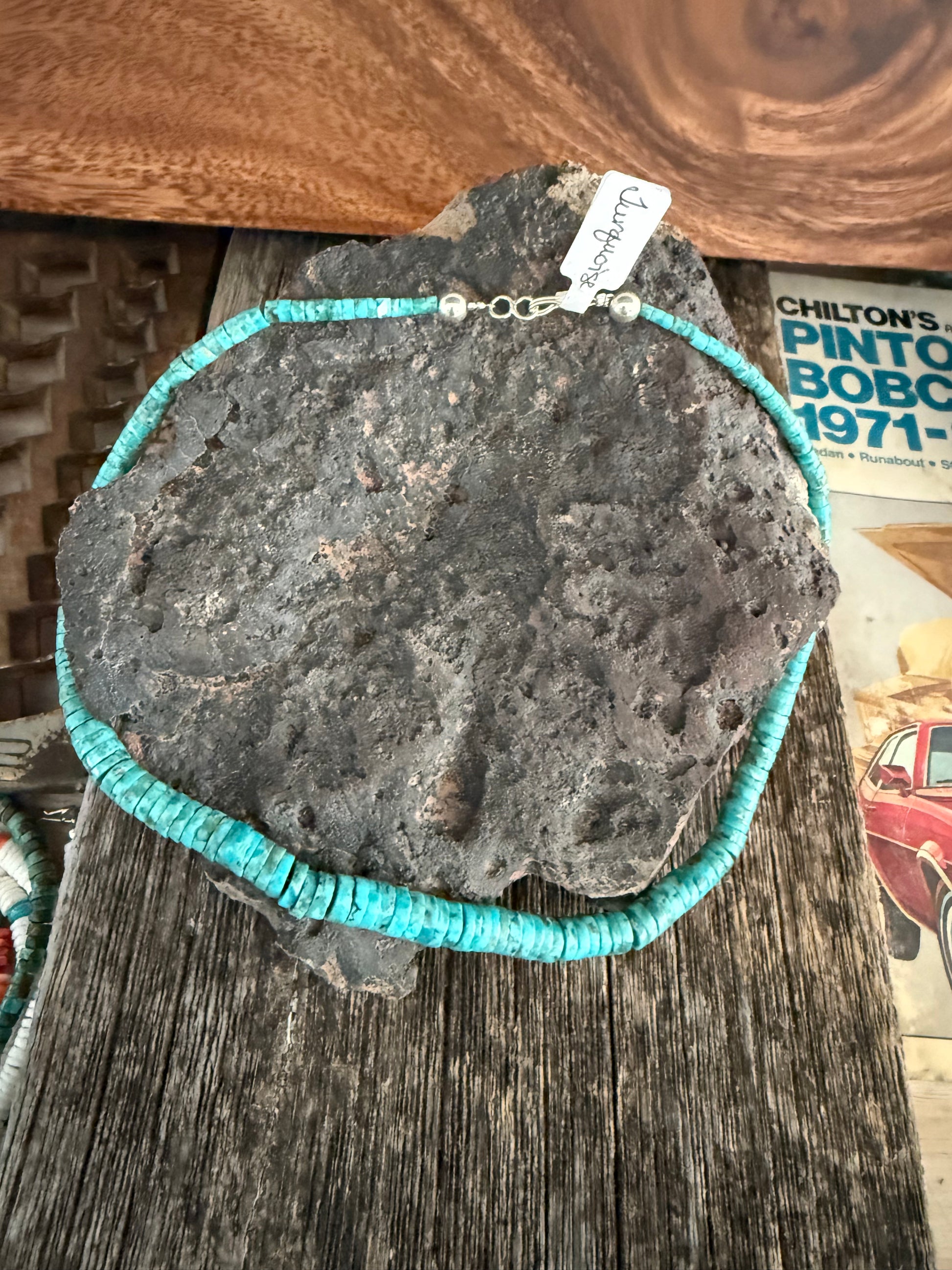 Graduated Turquoise Bead Necklace