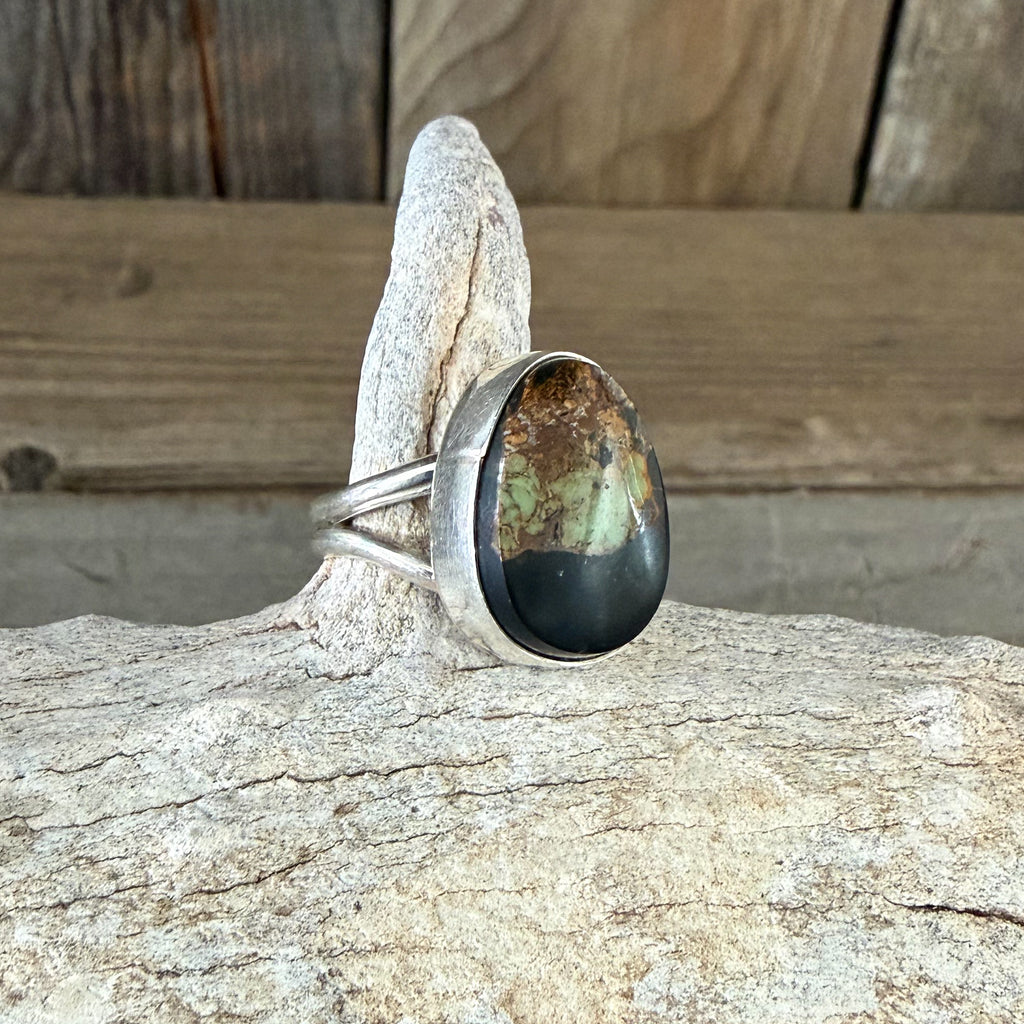 Authentic Native American Handmade Sterling Silver and Black Jack Turquoise Ring size 6 1/2.