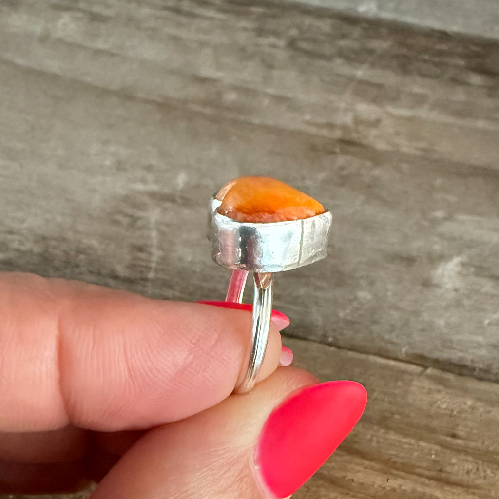 Authentic Native American Handmade Sterling Silver and Spiny Oyster Heart Shaped Ring size 5 1/2.