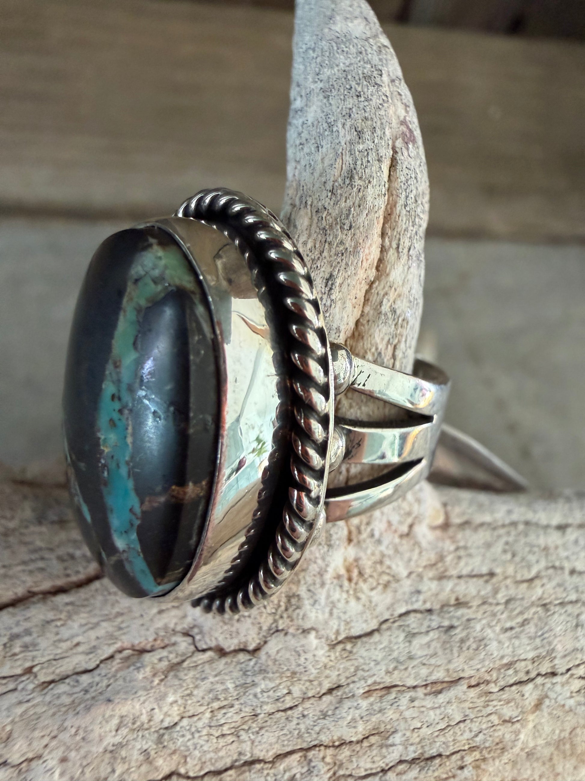 Native American Linda Yazzie Handmade Blackjack-Sterling Silver Ring Size 5