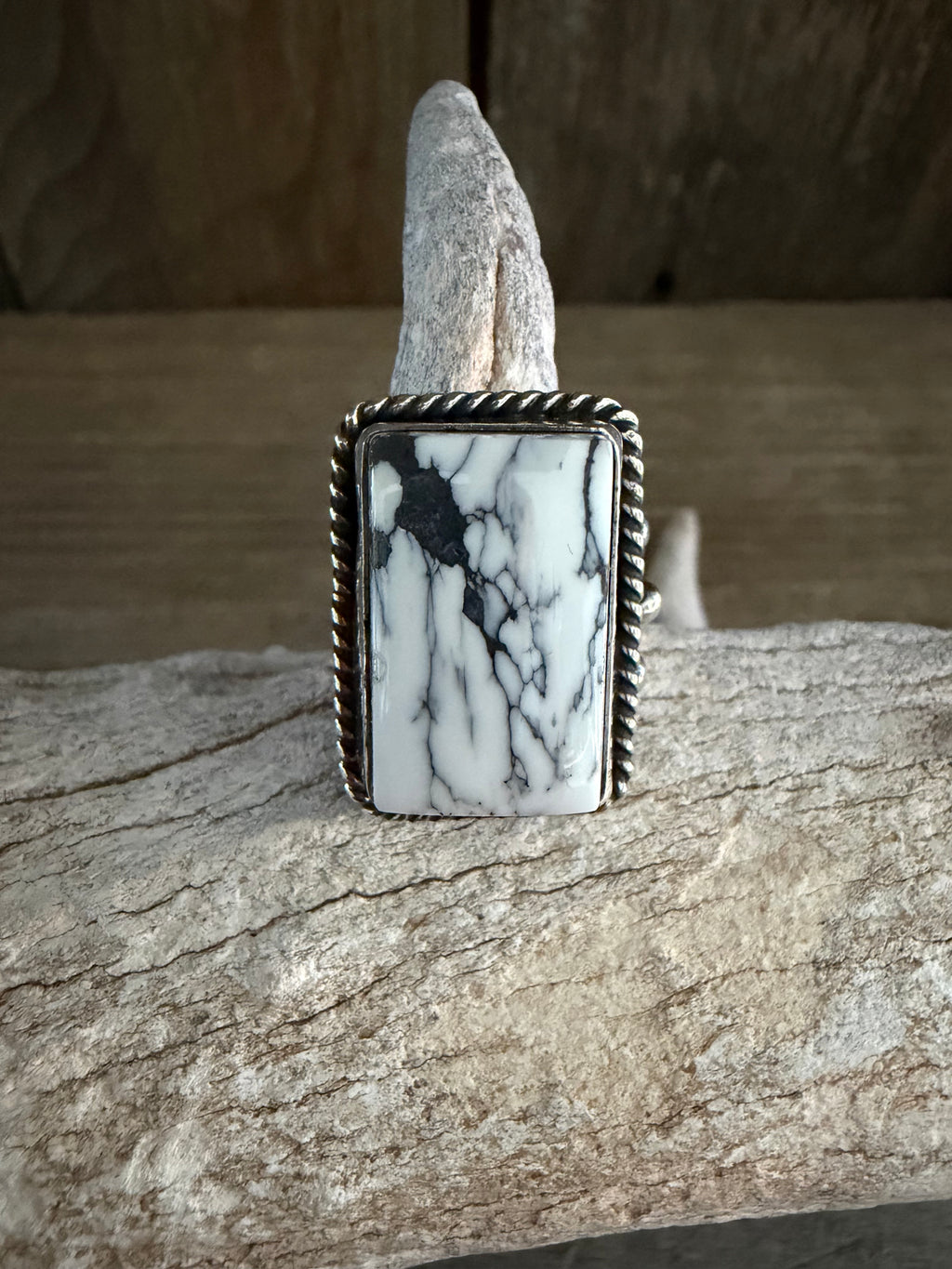 Native American Linda Yazzie Handmade White Buffalo Sterling Silver Size 6.75 Custom Ring