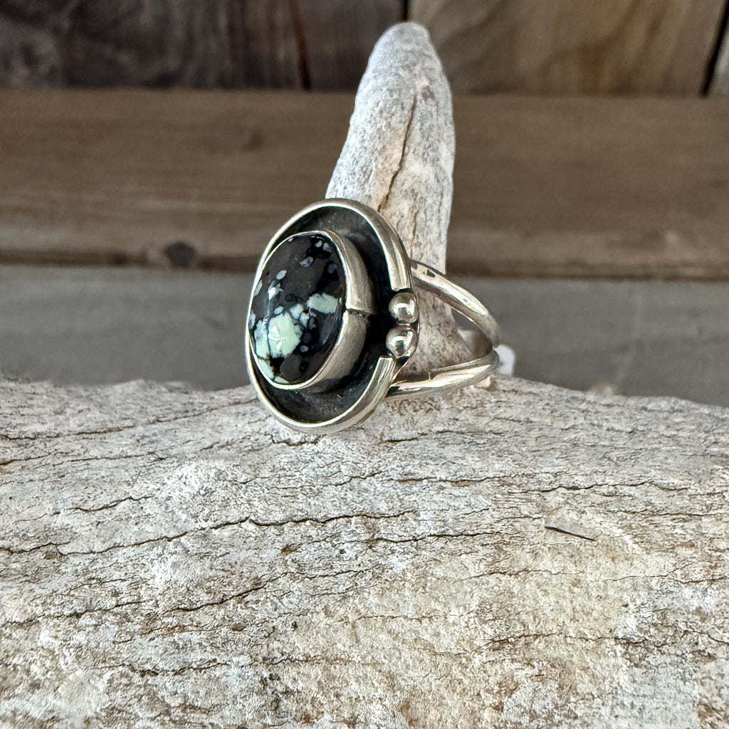 Authentic Native American Handmade Sterling Silver and Saguaro Variscite Ring size 8 1/2.