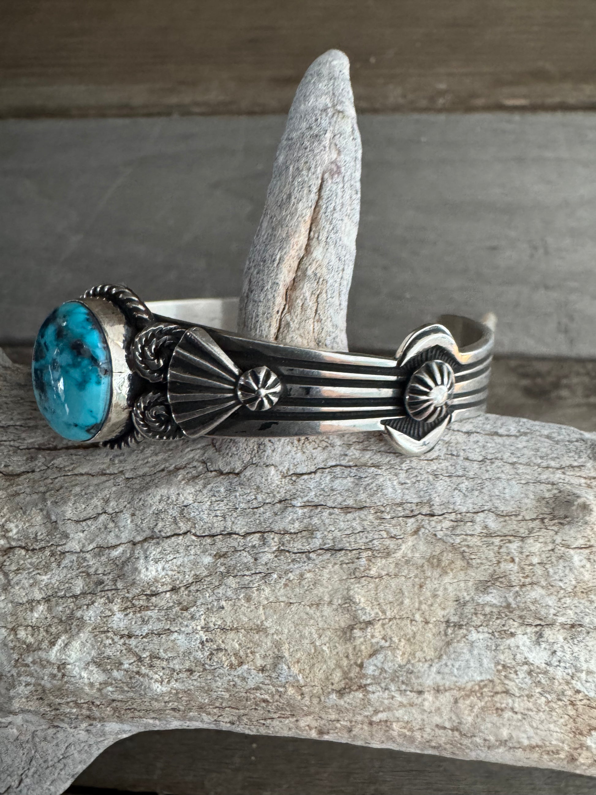 Handmade Women’s Sterling Silver-Turquoise Bracelet/Cuff