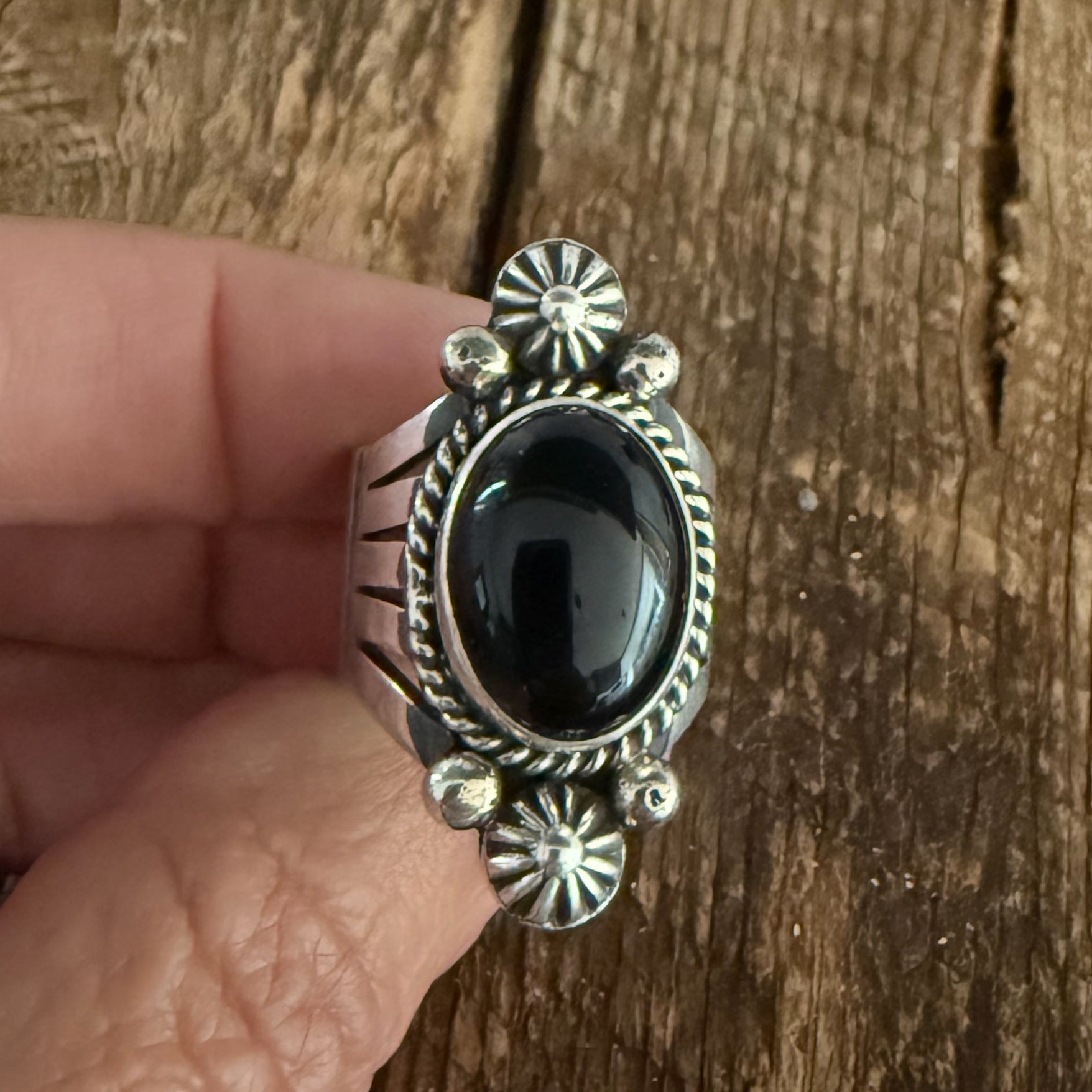 Authentic Native American Handmade Black Onyx Ring size 7 1/4.