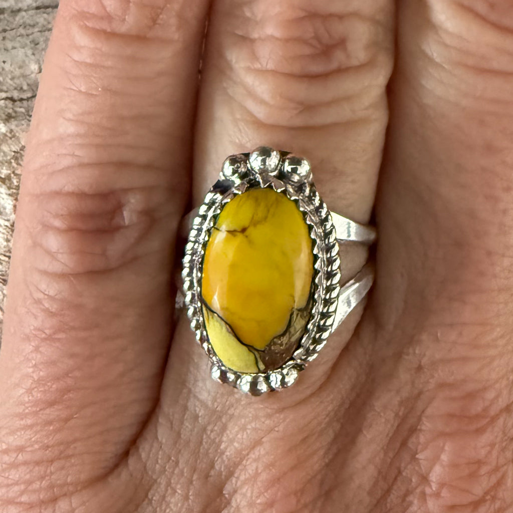 Authentic Native American Handmade Sterling Silver and Honey Dahlia Ring size 6 3/4.