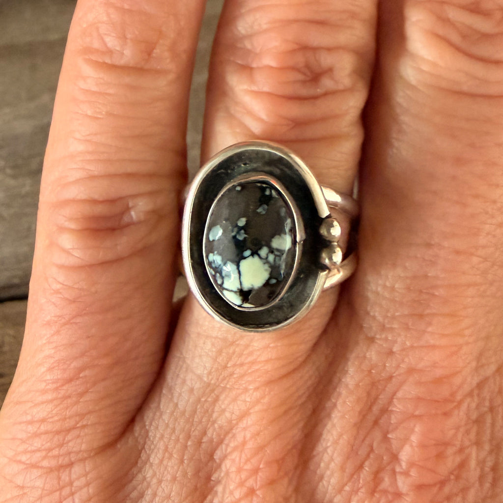 Authentic Native American Handmade Sterling Silver and Saguaro Variscite Ring size 8 1/2.