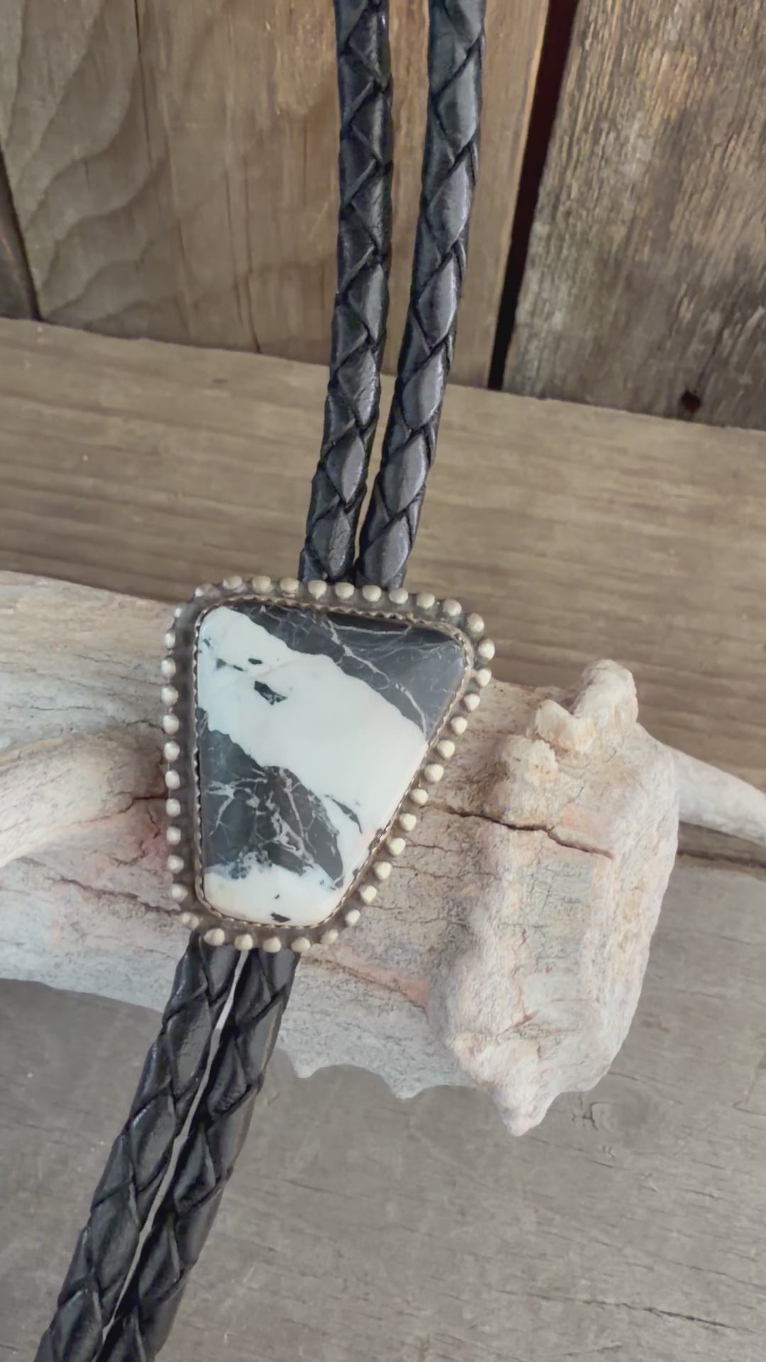 Native American Handmade White Buffalo 🦬 Sterling Silver Bolo Tie