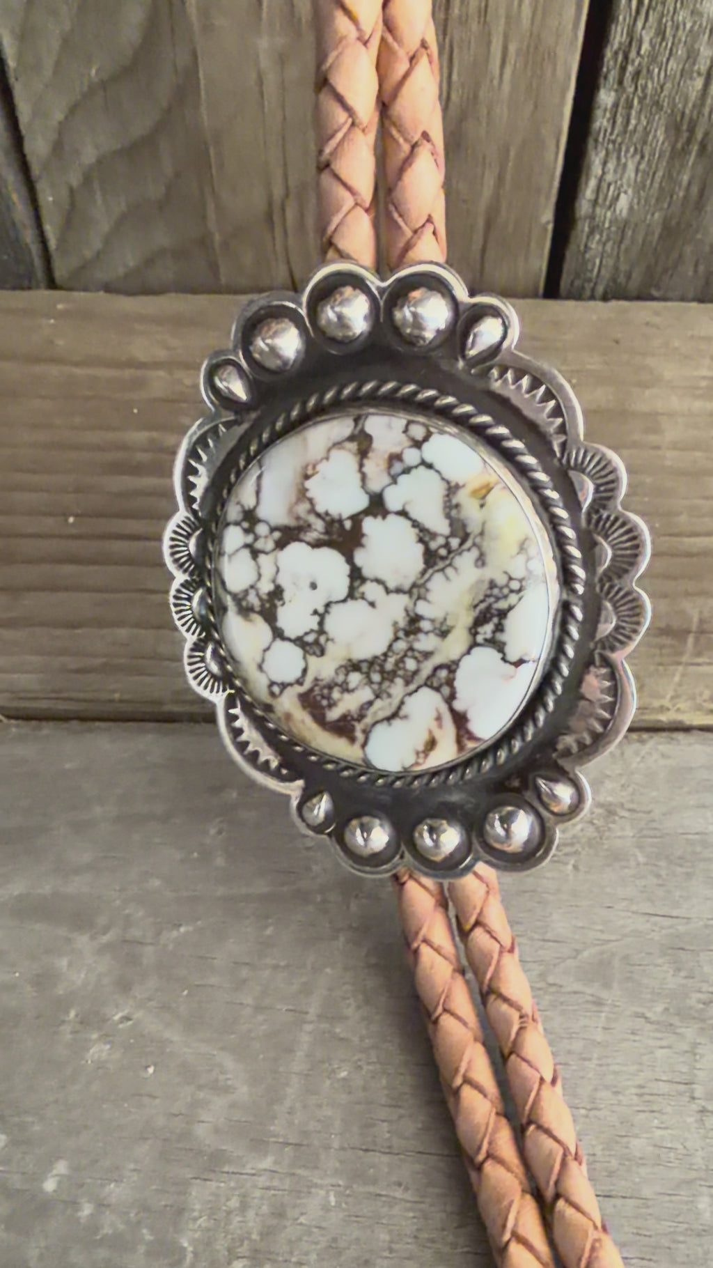 Native America Randy Begay Handmade Sterling Silver Wild-Horse Bolo Tie